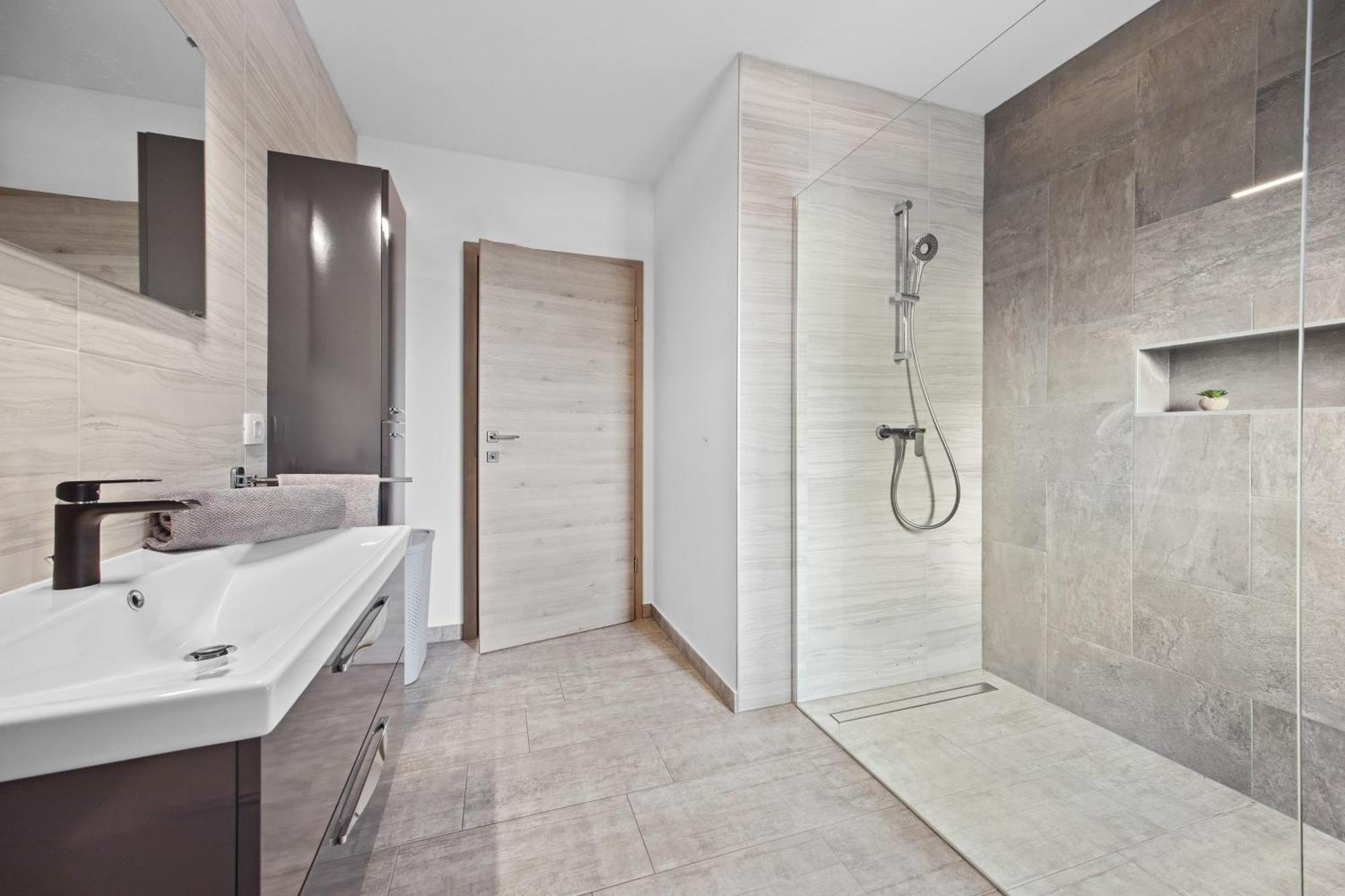 Special Offer! New Luxury Apartment With Pool, Fitness, Outdoor Bar&Grill ブイェ エクステリア 写真